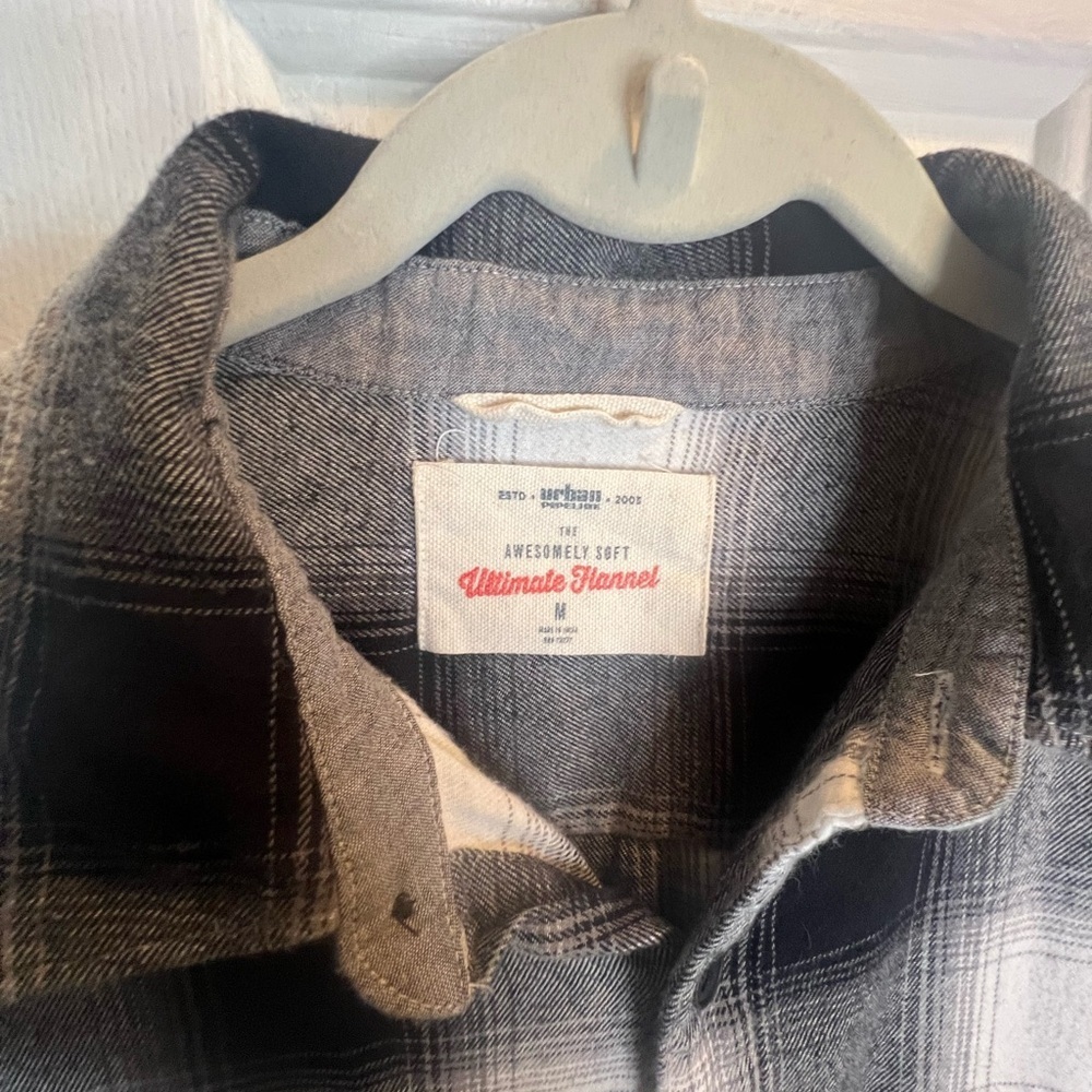 Urban Pipeline medium, black, and white flannel - Picture 6 of 7